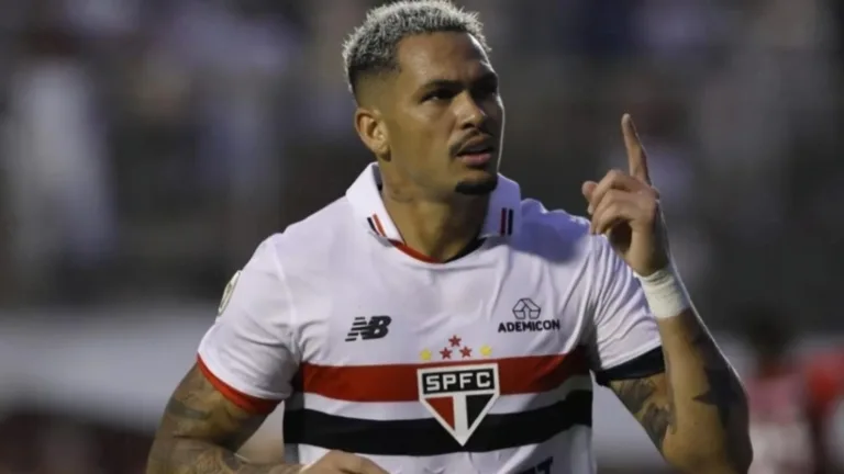 Casagrande critica postura de Luciano, do São Paulo: “Presta atenção”