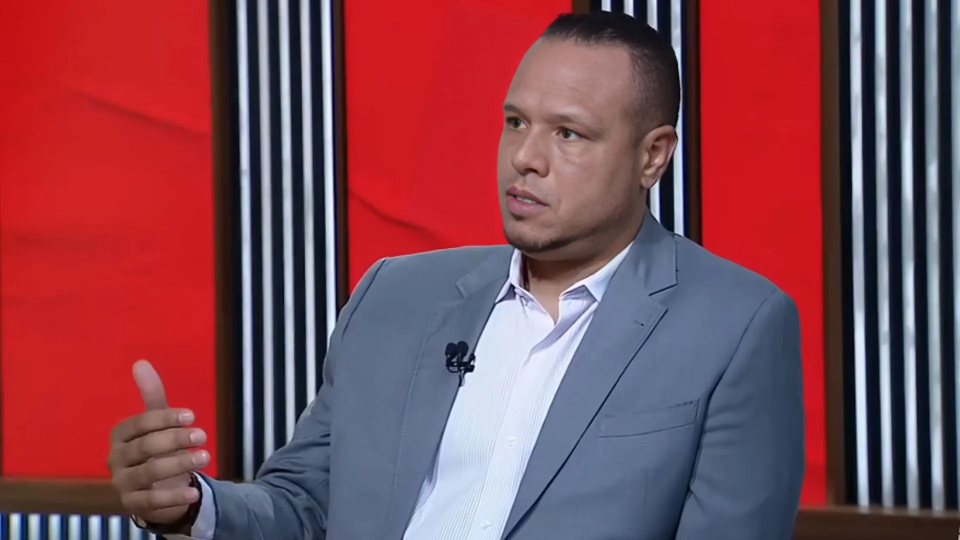 Luis Fabiano elege dupla de volantes que dá aula no Brasil: “Diferencial”