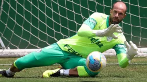 Palmeiras tem apenas três jogadores com contratos até o fim de 2025; confira