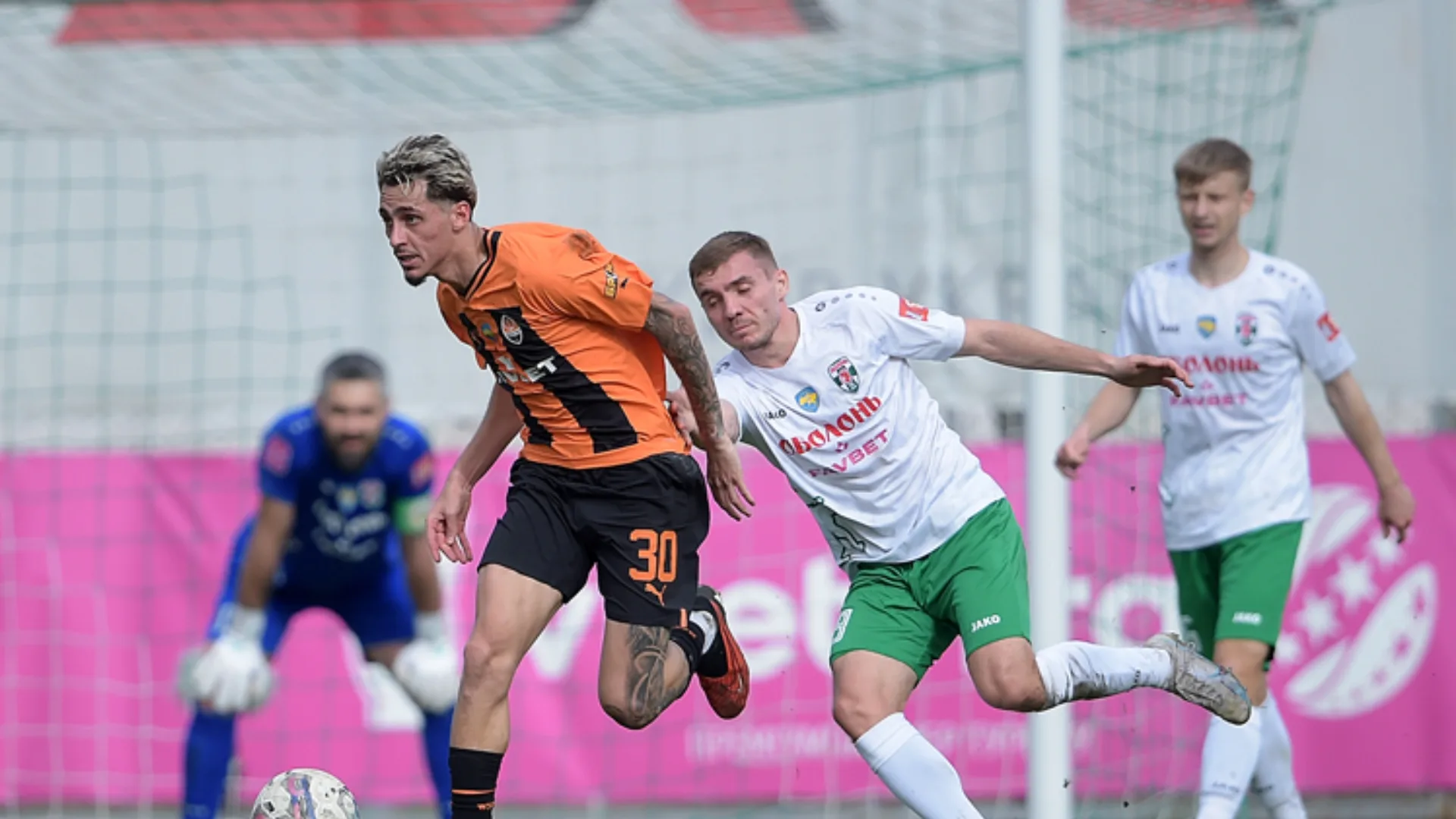 Botafogo faz proposta para contratar Marlon Gomes, do Shakhtar Donetsk