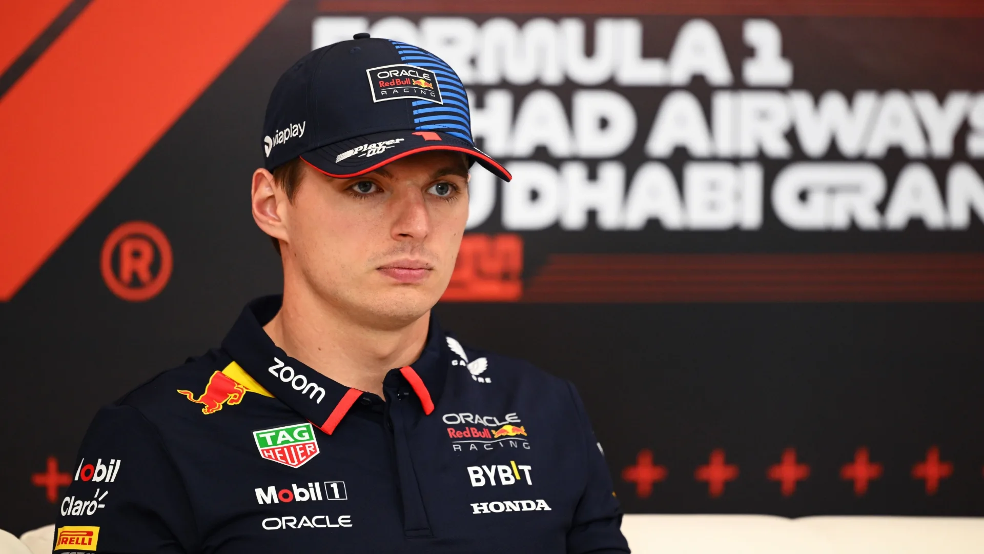 F1: Max Verstappen compara McLaren e Ferrari e elege o melhor carro