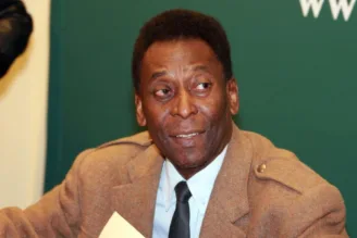 Pelé , ex-jogador da seleção