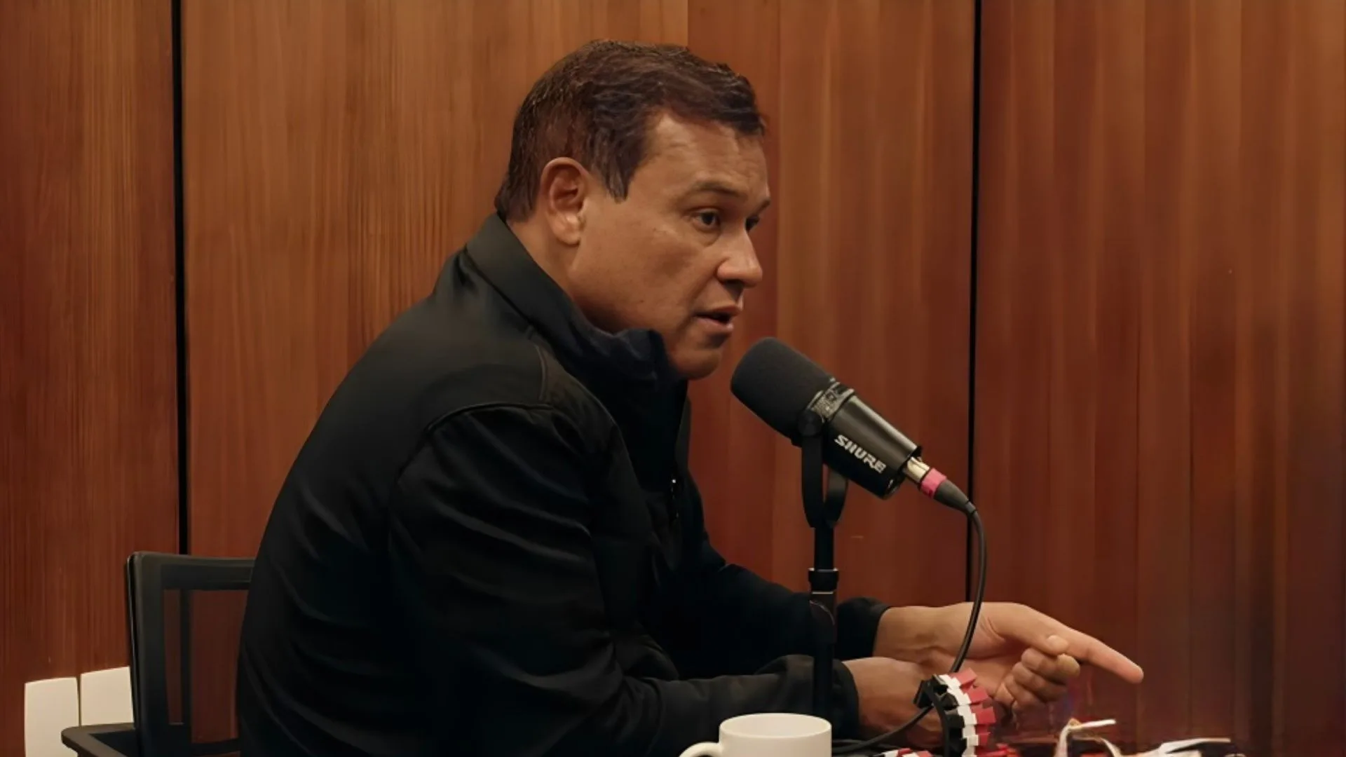 Muller indica treinador enfraquecido no Brasil: “Não pode perder”