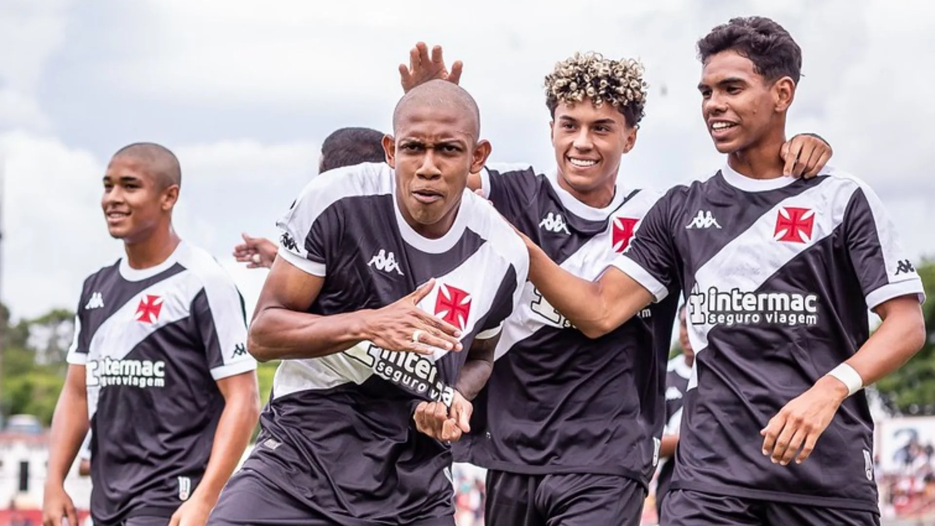 Nacional-SP x Vasco: onde assistir o Cruz-maltino na Copinha