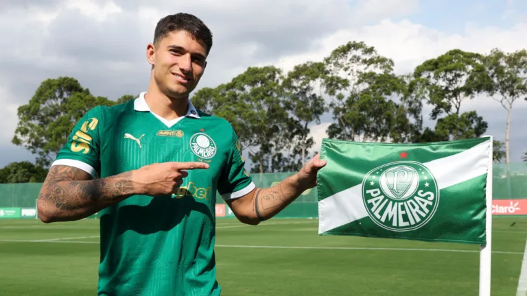 Palmeiras anuncia contratação de Emiliano Martínez; saiba mais