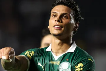 Baldasso lembra negociação do Internacional com Richard Ríos e exalta volante do Palmeiras: “Ele e Gerson são top-2 do Brasil”