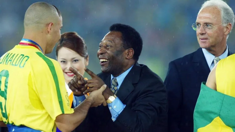 Jornalistas estrangeiros ‘esquecem’ Pelé e elegem maior jogador brasileiro