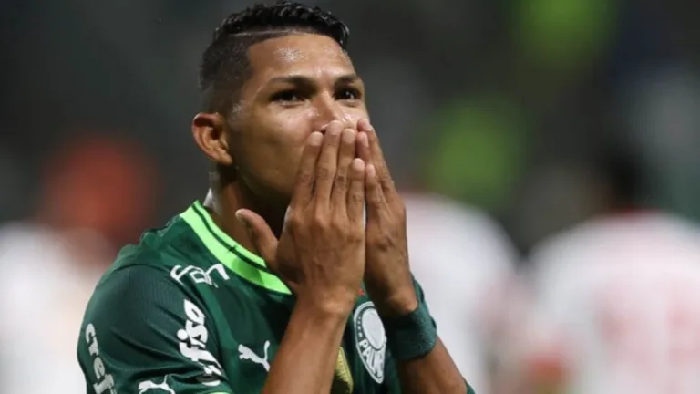 Muller crava em qual time Rony vai jogar em 2025: “Treinador gosta dele”