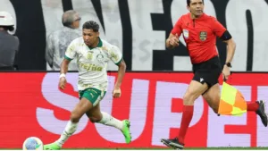 Palmeiras não define futuro de Rony e vê rivais aumentarem assédio