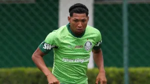 Rony não é relacionado para partida do Palmeiras e Santos volta a negociar com o atacante do Verdão