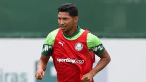 Rony está fora dos planos do Palmeiras para 2025, mas tem algumas condições para deixar o Verdão; entenda