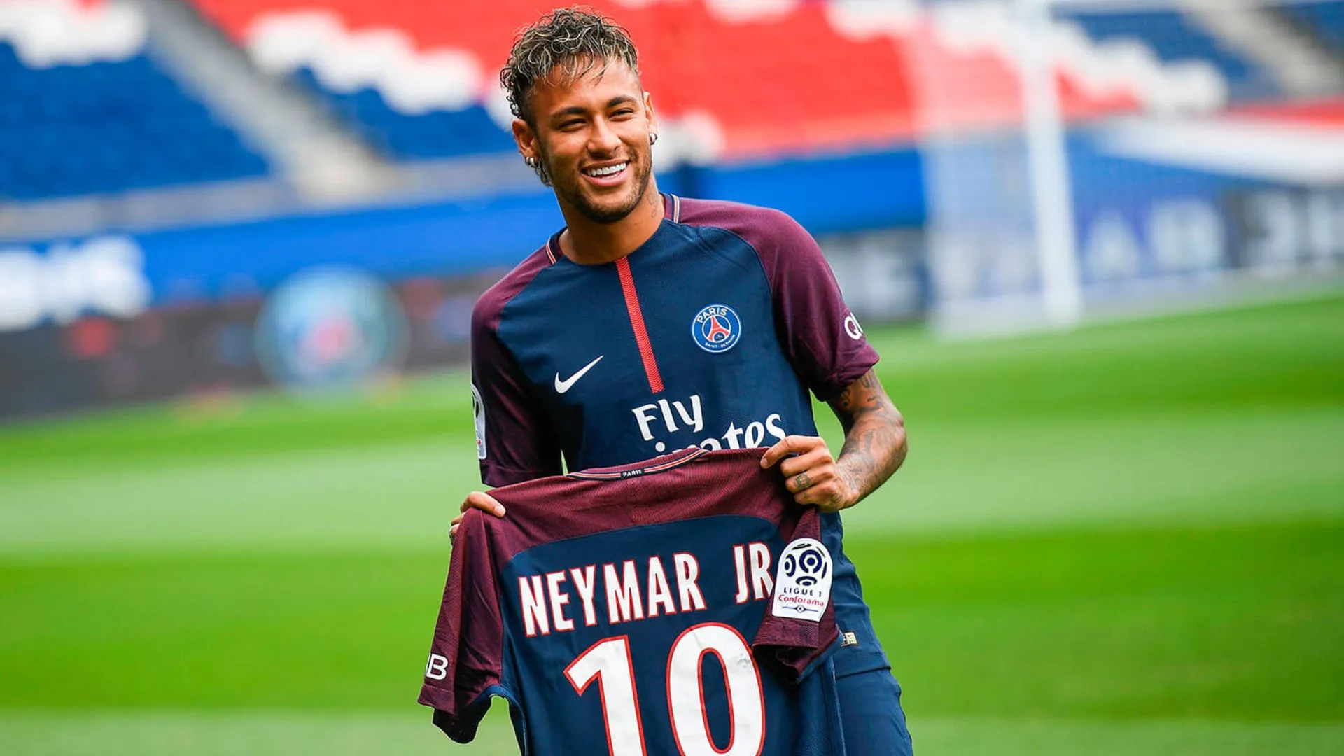 Venda de Neymar do Barcelona para o PSG ultrapassaria R$ 1 bilhão nos dias atuais