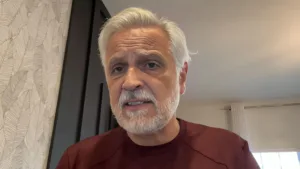 Sormani indica time brasileiro que pode dar grande vexame em 2025: “Corre risco”