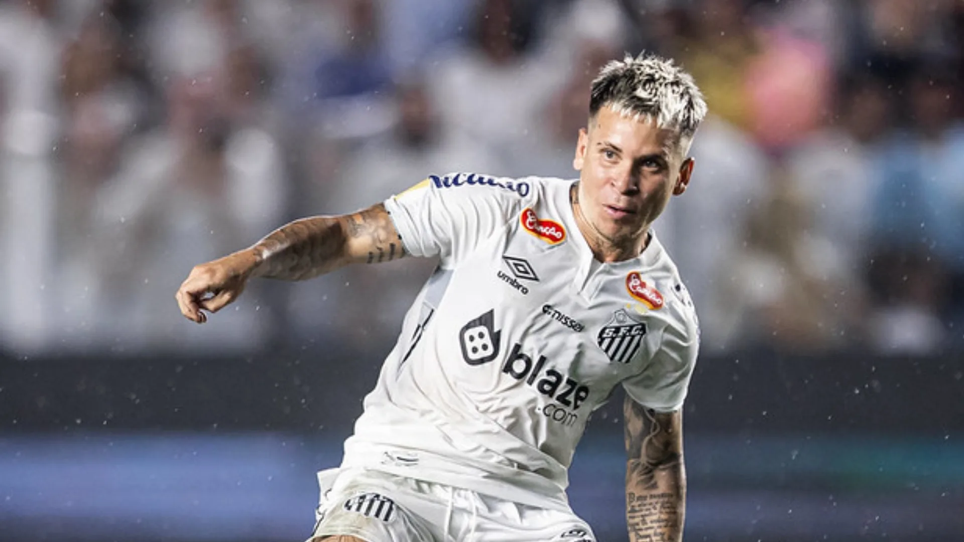 Torcedores do Santos detonam Soteldo e apoiam possível ida ao Fluminense: “Apenas 1 gol”