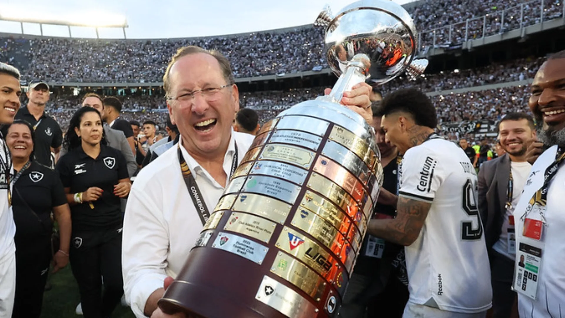 Botafogo esclarece sobre informações veiculadas na imprensa sobre pagamento das premiações; veja nota