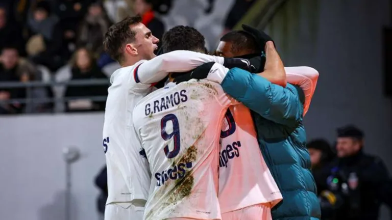 PSG vira e goleia Manchester City pela Champions League