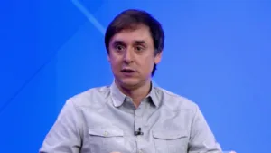 Tironi descarta Botafogo ao eleger três times mais bem estruturados do Brasil