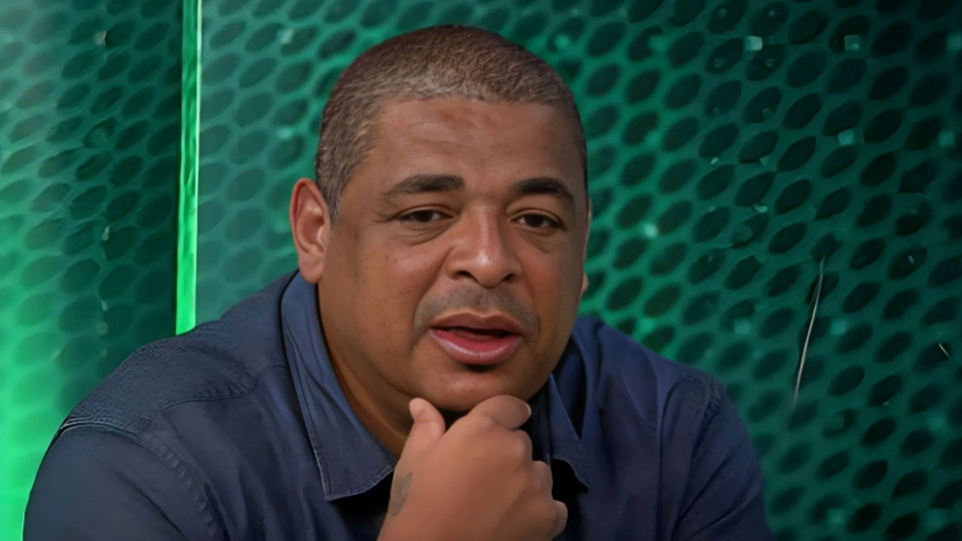 Vampeta coloca ex-Corinthians entre os dois maiores goleiros brasileiros da história