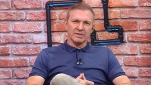 Velloso crava time que “enfraqueceu” no Brasil: “Perde opções”