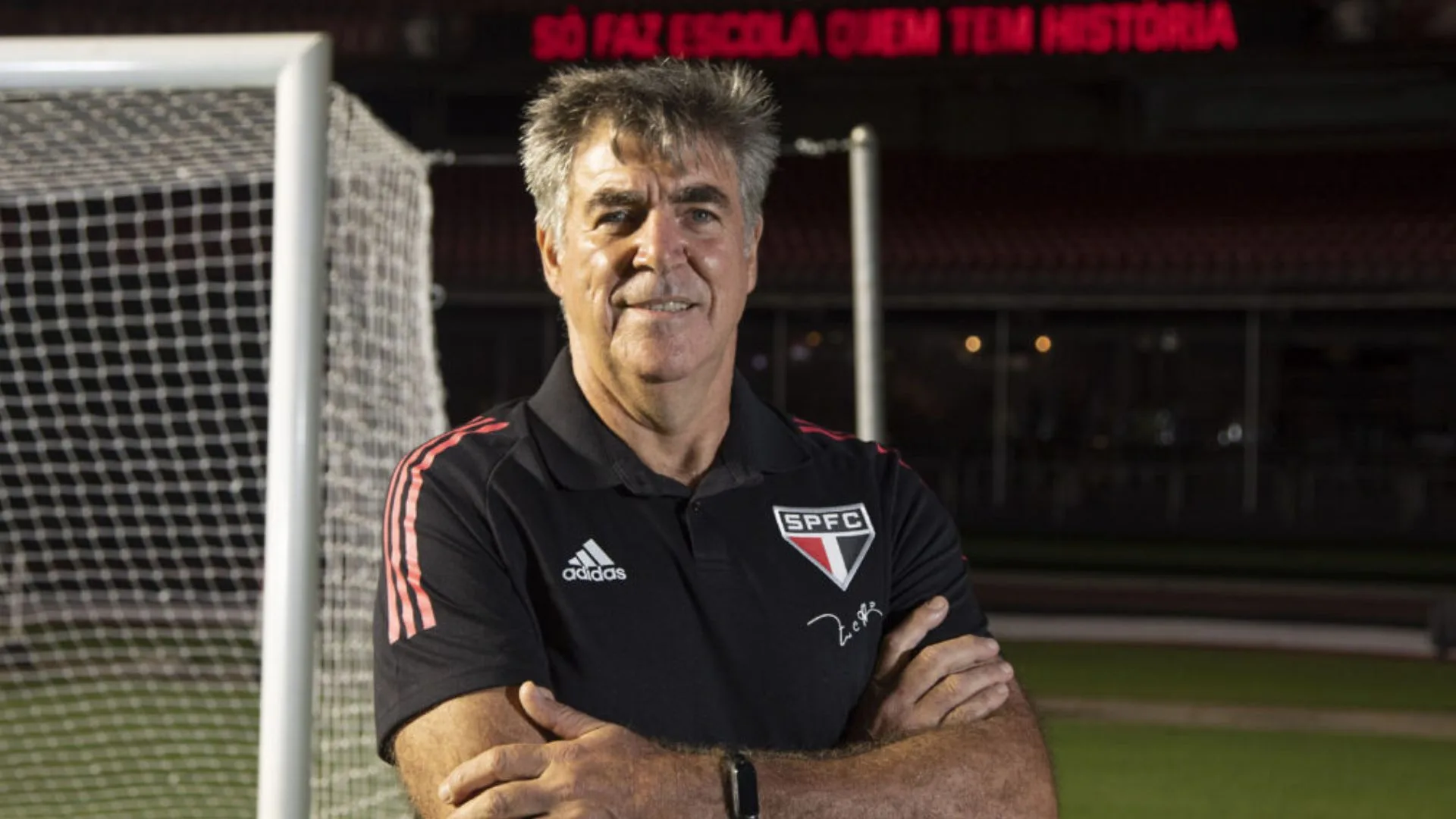 Zetti responde se foi melhor goleiro do que Taffarel, Dida e Marcos