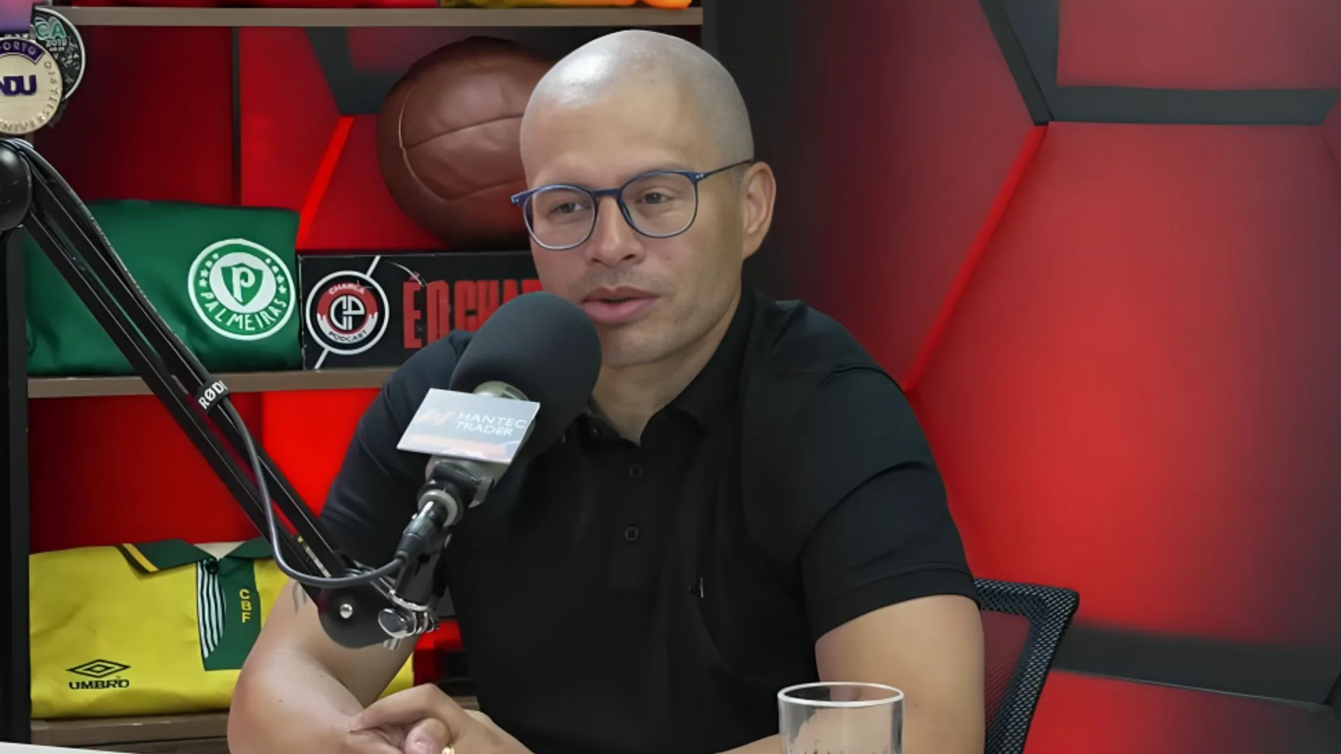 Alex elege melhor camisa 10 que já viu no futebol: “Um absurdo” 