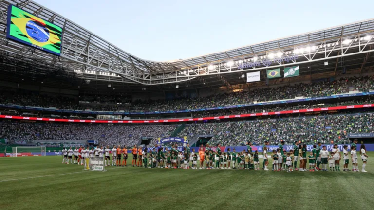 Danilo Lavieri defende Allianz Parque em polêmica de gramados sintéticos