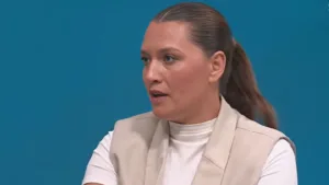 Ana Thaís elege time “exemplar” do futebol brasileiro hoje