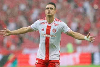 Rafael Borré, atacante do Internacional