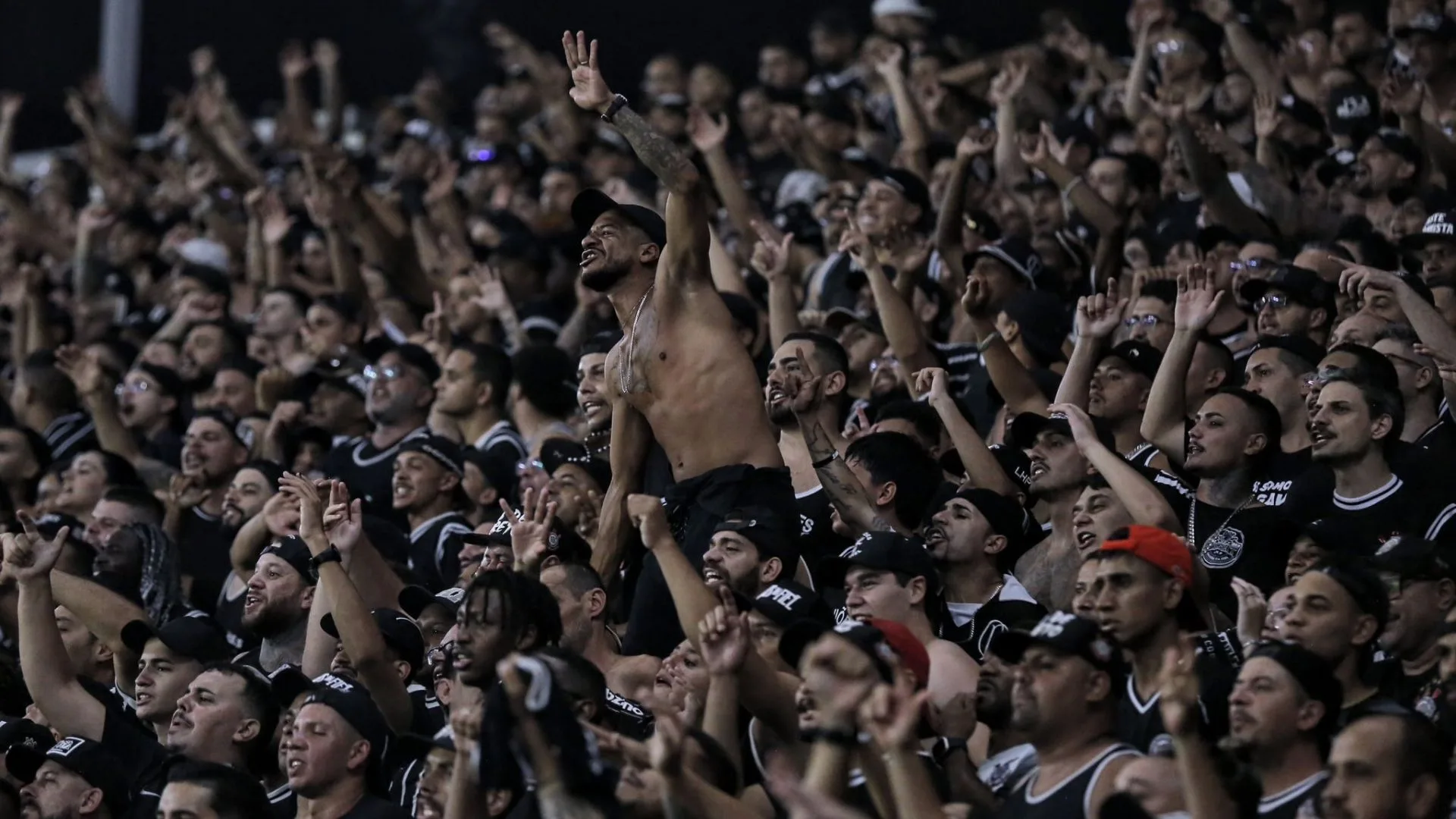 Gaviões da Fiel cobra Corinthians após vaga na Libertadores: “Falhas para corrigir”