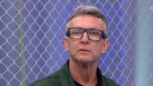 Craque Neto no comando do "Apito Final" (Reprodução - YouTube)