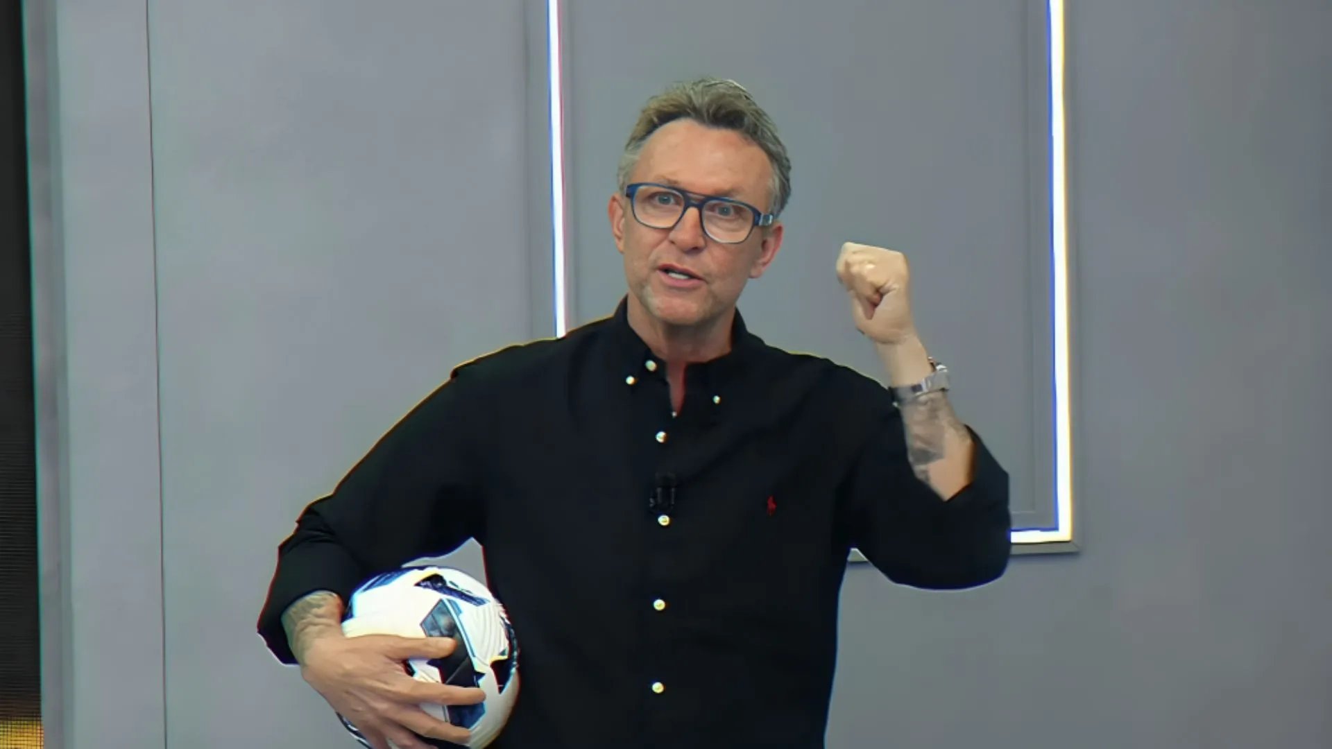 Craque Neto coloca brasileiro como melhor batedor de falta do mundo