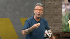 Craque Neto elege zagueiro acima da média no Brasil: “Impressionante”