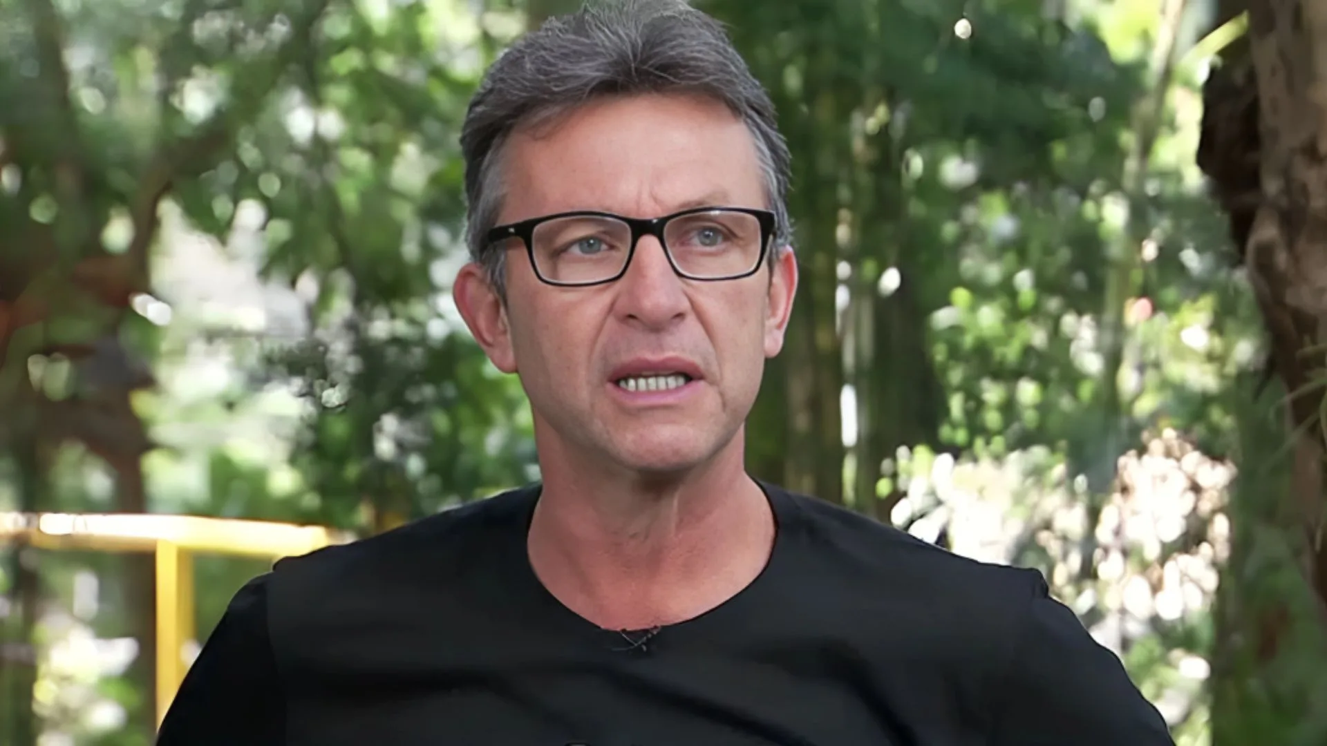 Carque Neto revela time sem prestígio com a imprensa: “Maltratado”