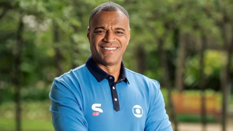 Denílson elege goleiro que está ‘voando’ no Brasil hoje: “Pegando muito”