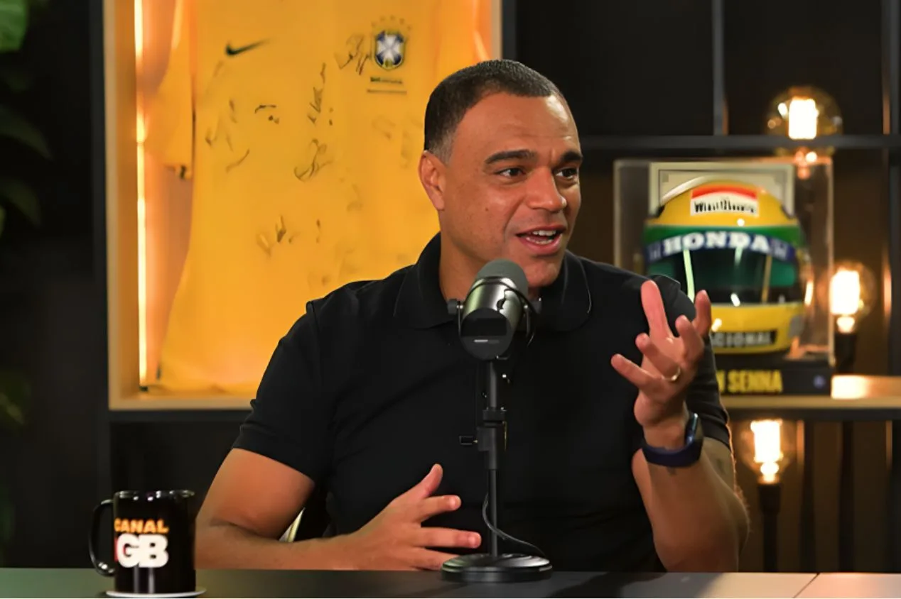 Denílson exalta goleiro destaque no Brasil hoje: “Tá louco”