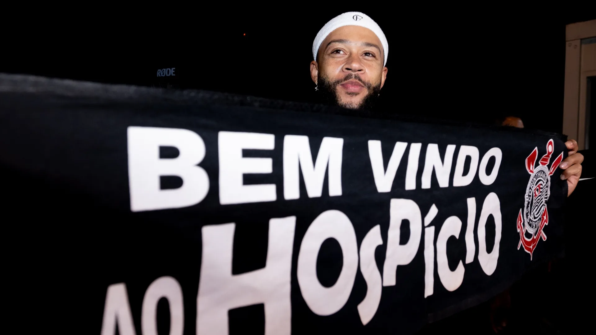 Craque Neto e Casagrande se revoltam com Depay por mudança no Corinthians: “Coisa idiota”