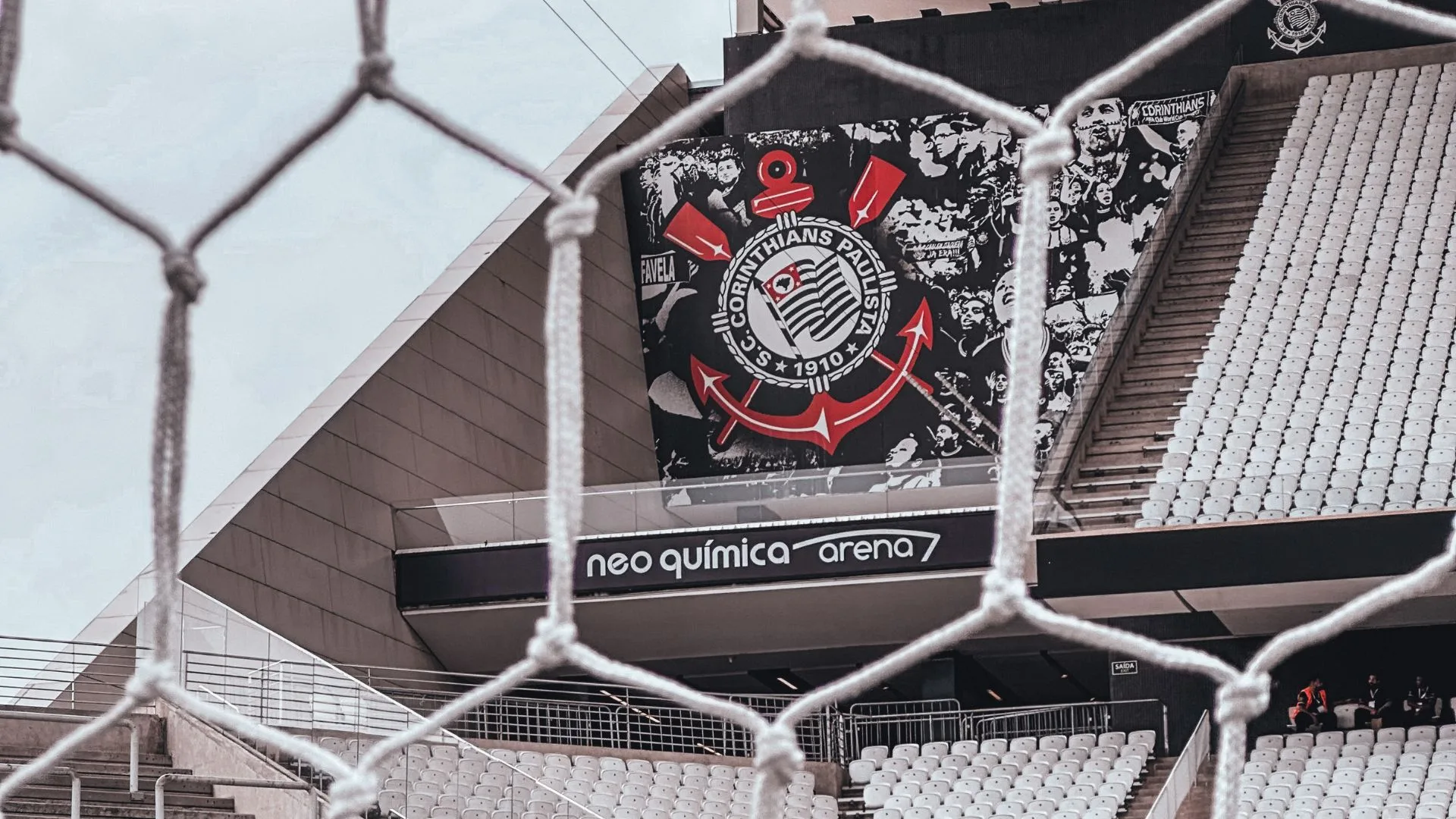 Craque Neto elege os dois melhores camisas 10 da história do Corinthians