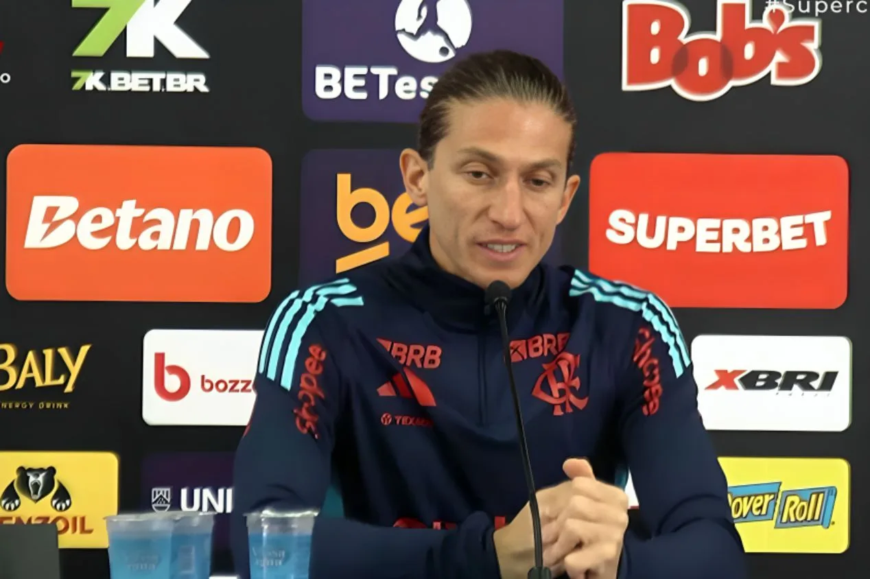 Filipe Luís, do Flamengo alfineta time do futebol brasileiro: “Não tem”