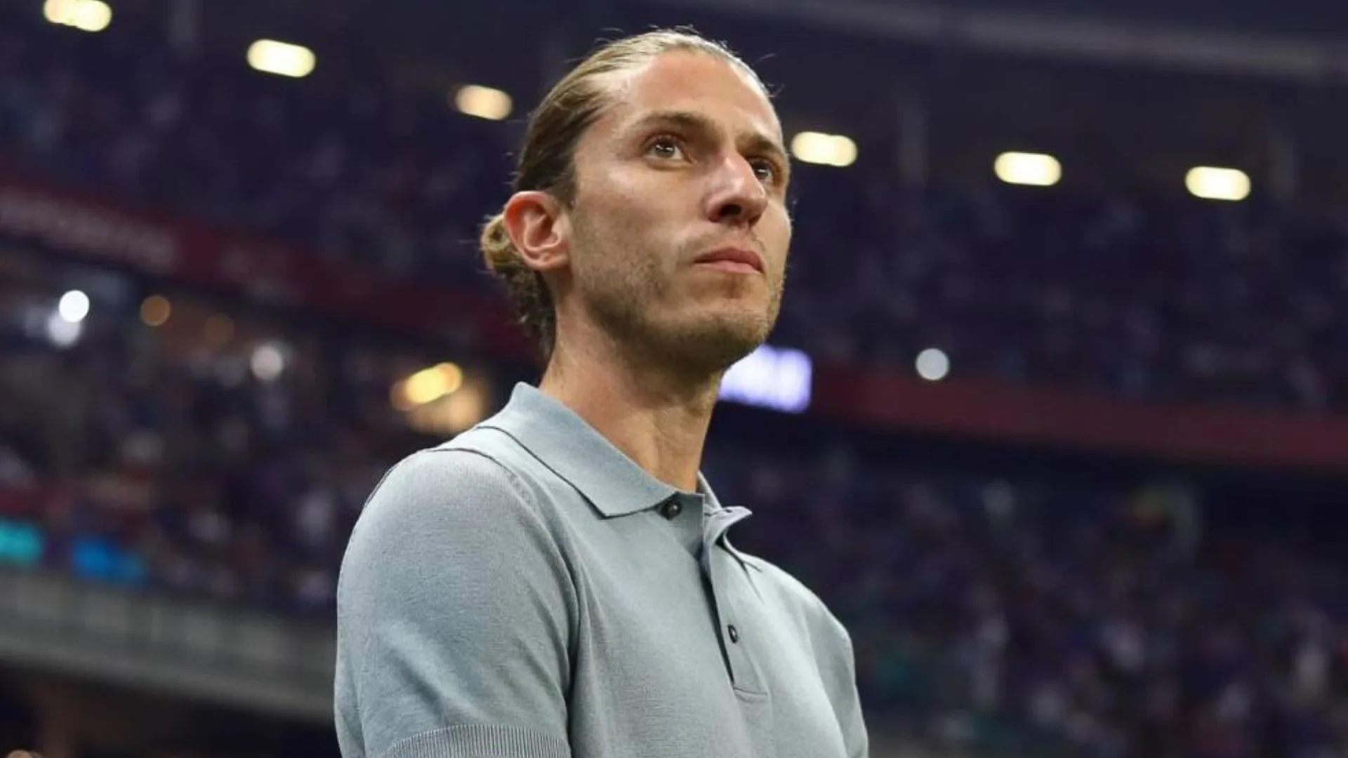 Filipe Luís, do Flamengo, banca melhor elenco do futebol brasileiro