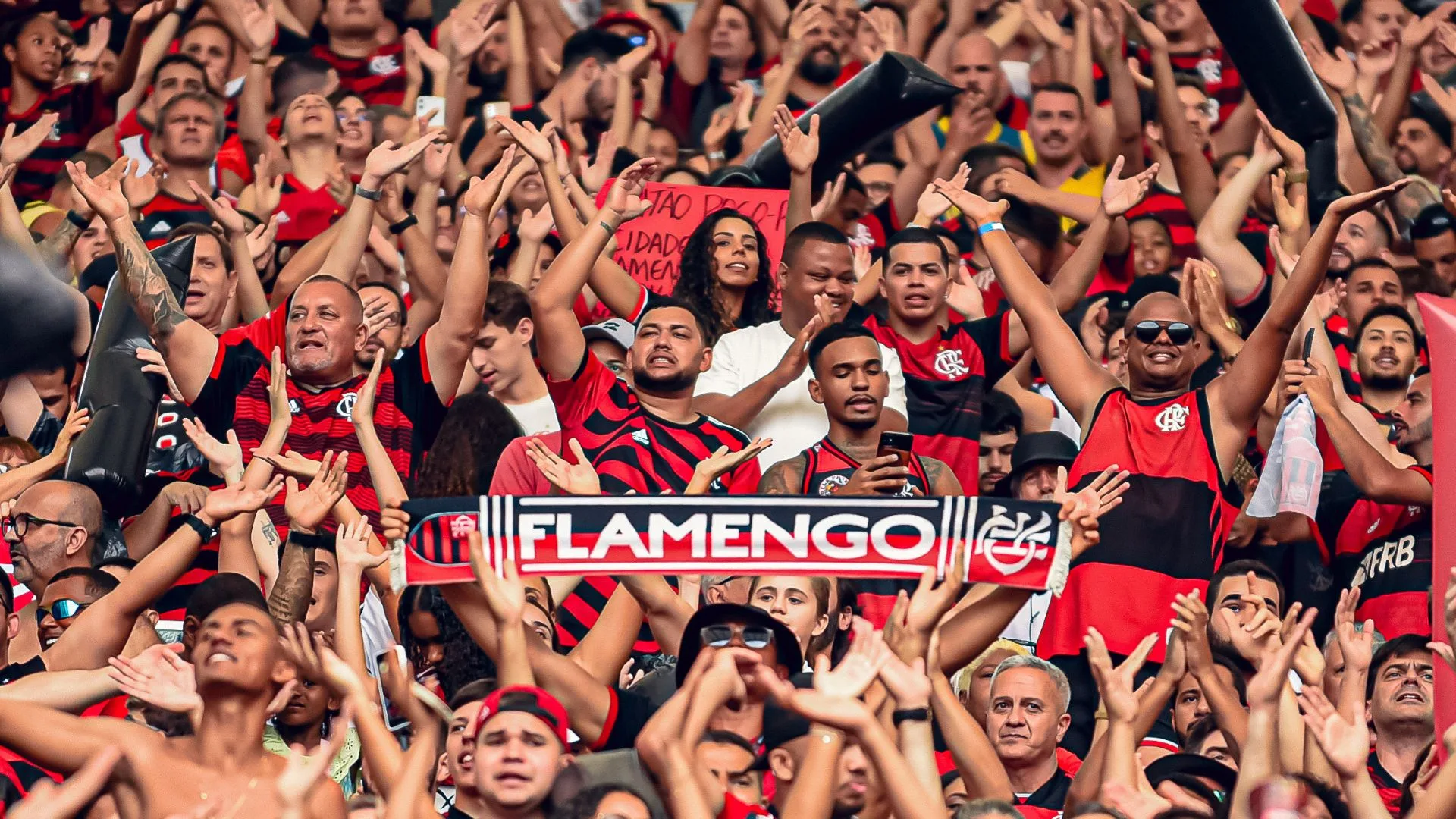 Flamengo fatura bolada após título sobre Botafogo na Supercopa