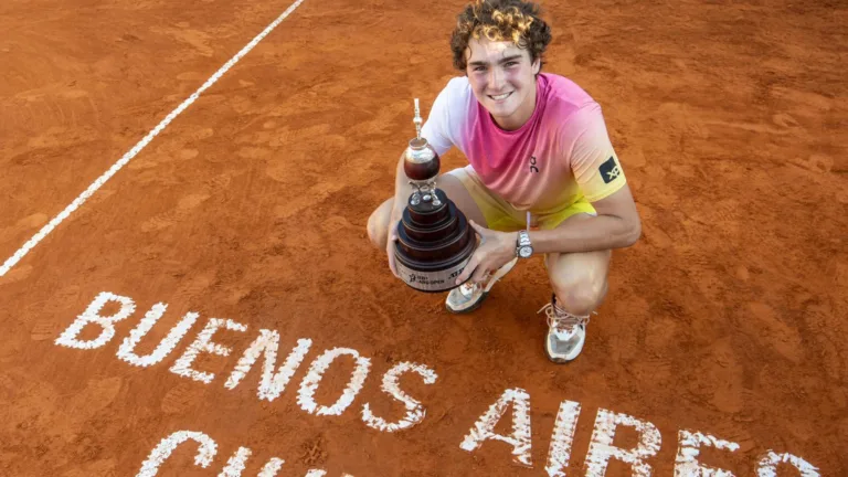 João Fonseca conquista ATP de Buenos Aires e fala em “Busca pelo nº1”