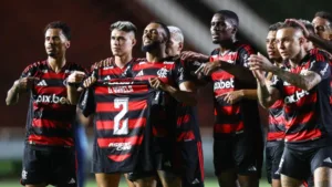 RMP aponta jogador em ascensão no Flamengo: “Não parece aquele horroroso”
