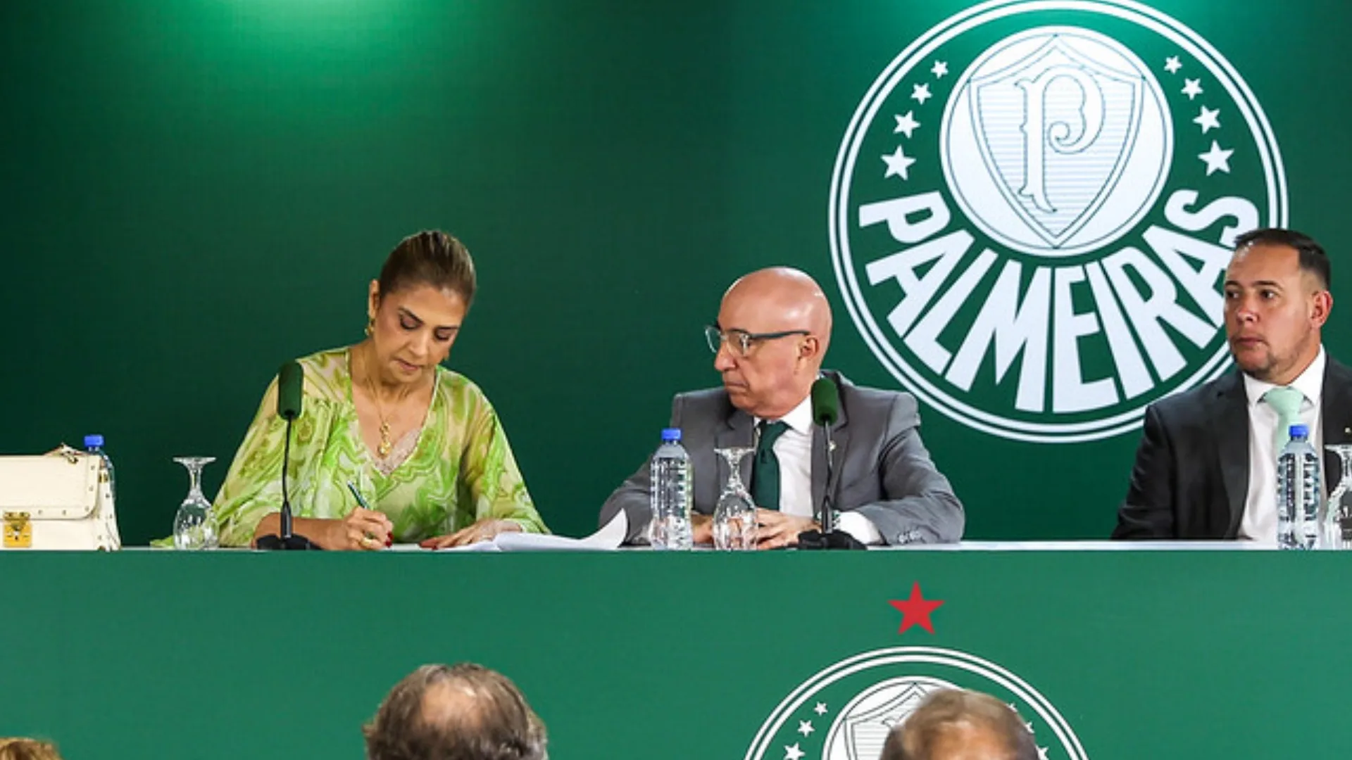 Palmeiras alcança arrecadação bilionária em 2024; saiba mais