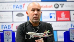 Leonardo Jardim encaminha rescisão e fica próximo do Cruzeiro