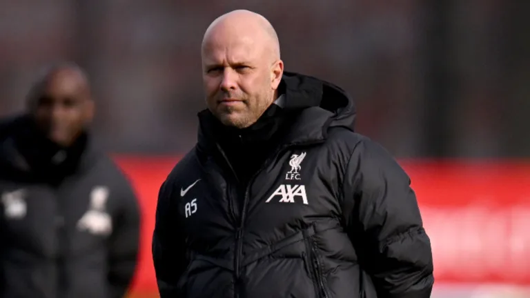 Liverpool hoje: time tem desfalques importantes contra o Tottenham na Copa da Liga