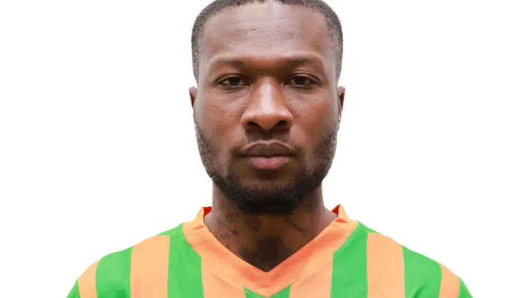 Vasco encaminha contratação do atacante Loide Augusto, que estava na Turquia