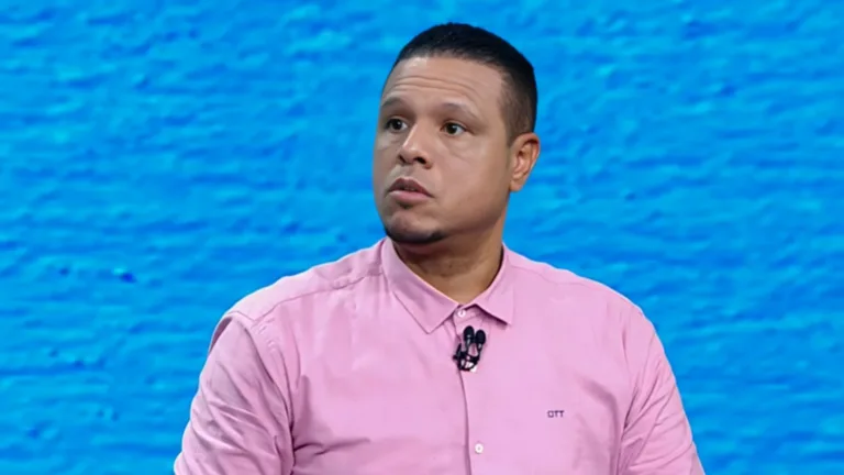 Luis Fabiano define clube “maltratado” por rival no futebol brasileiro