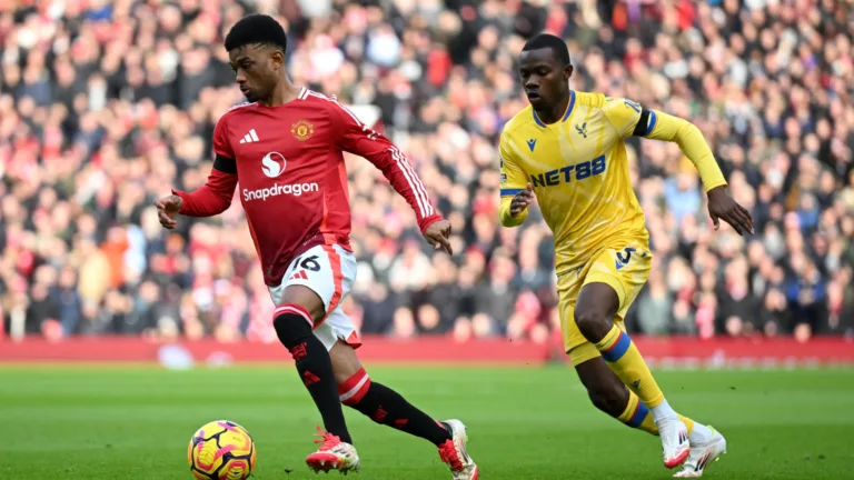 Manchester United perde para o Crystal Palace e é ultrapassado na Premier League