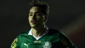 Maurício, destaque do Palmeiras no Campeonato Paulista, revela inspiração em Messi e Kane