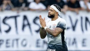 Craque Neto aponta atitude “imbecil” de Memphis Depay no Corinthians